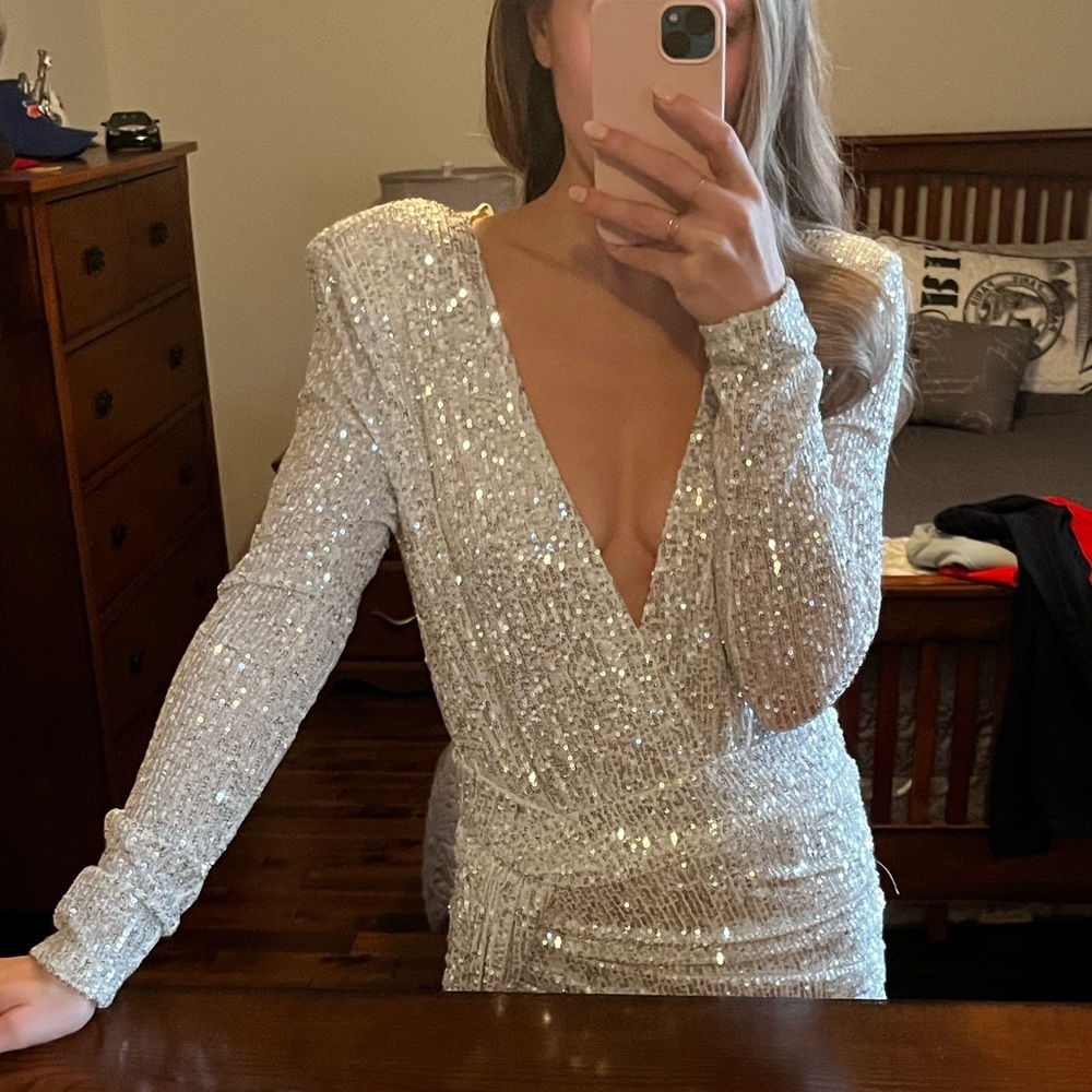 Honey stores- Silver Sequinned Mini